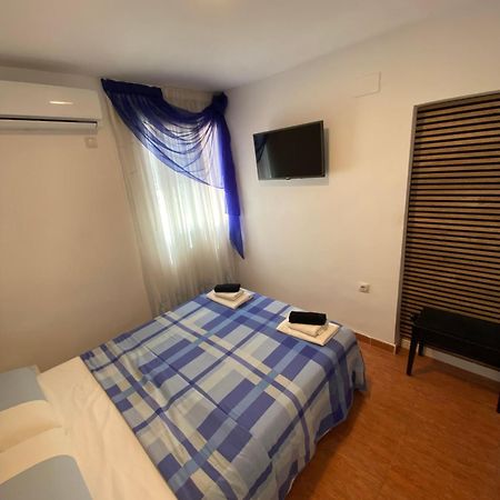 Habitaciones Con Bano Y Cocina Privada Valencia Ngoại thất bức ảnh