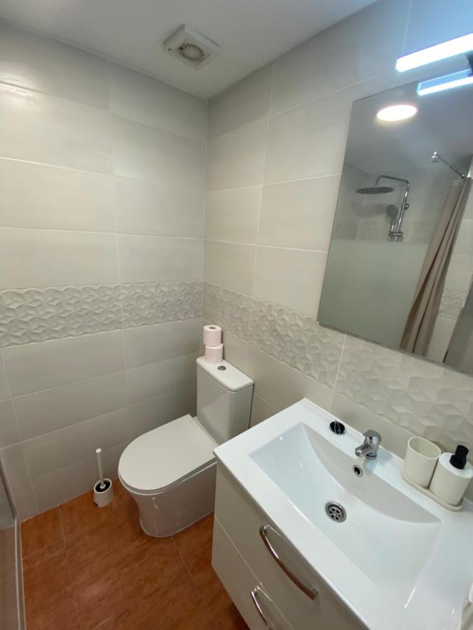 Habitaciones Con Bano Y Cocina Privada Valencia Ngoại thất bức ảnh