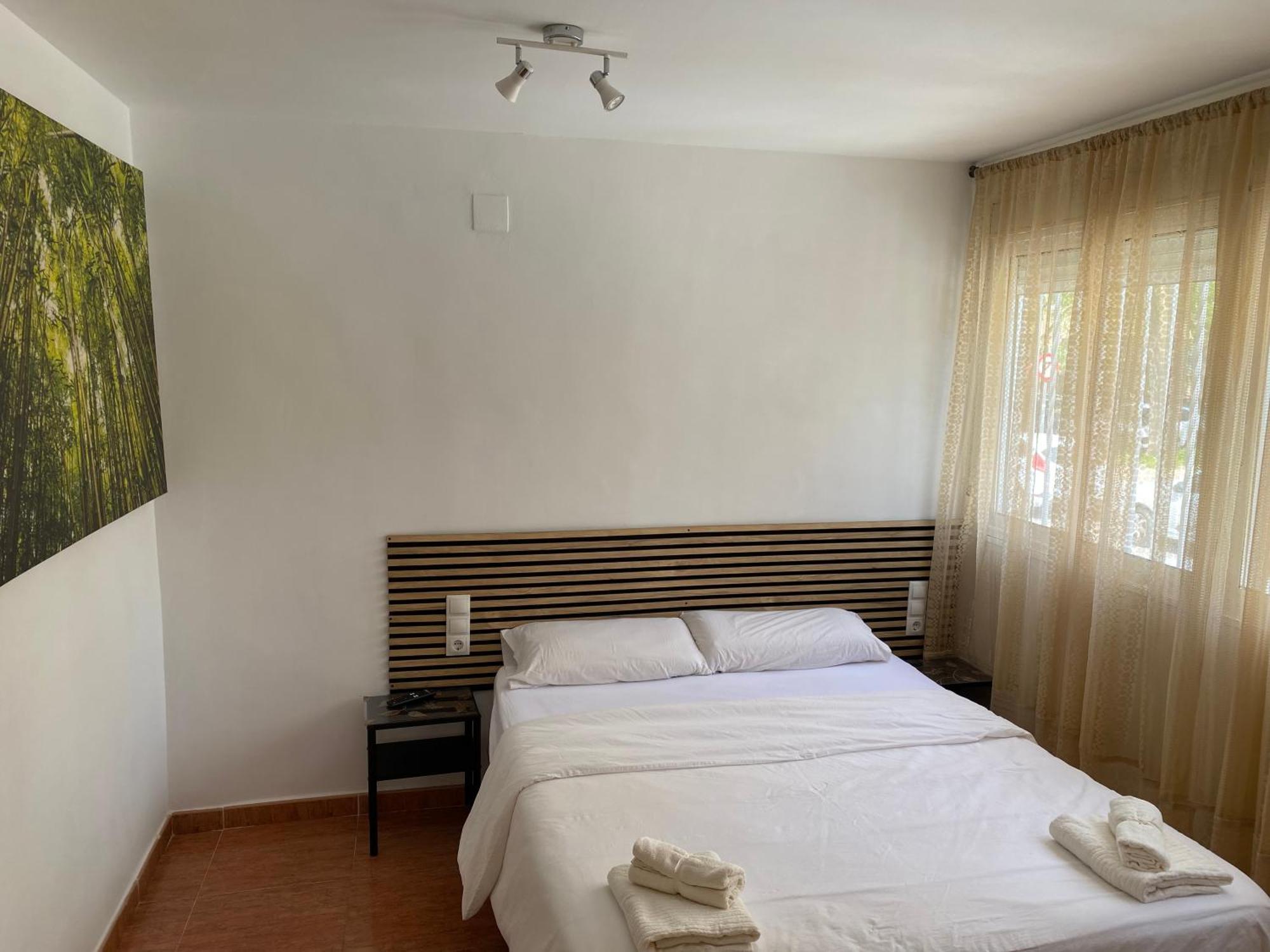Habitaciones Con Bano Y Cocina Privada Valencia Ngoại thất bức ảnh